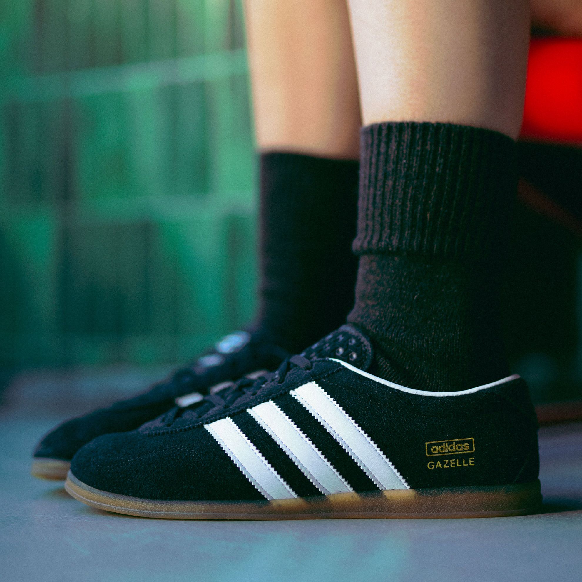 Buty damskie adidas gazelle lo pro jr8886