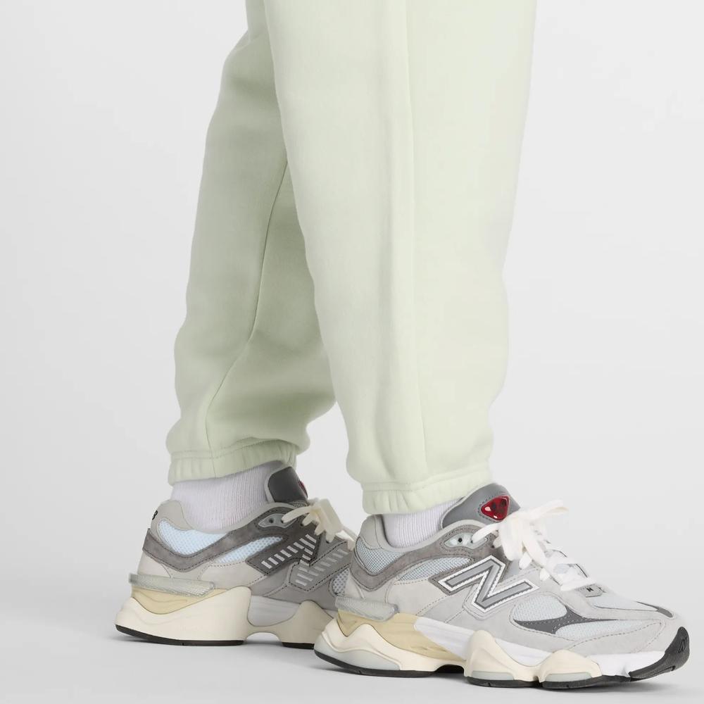 Spodnie New Balance WP43500NUM - zielone