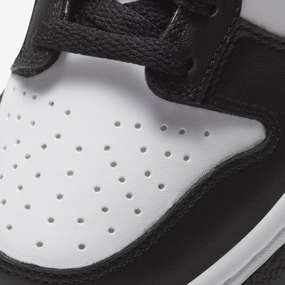 Buty młodzieżowe Nike Dunk Low CW1590-100 - biało-czarne