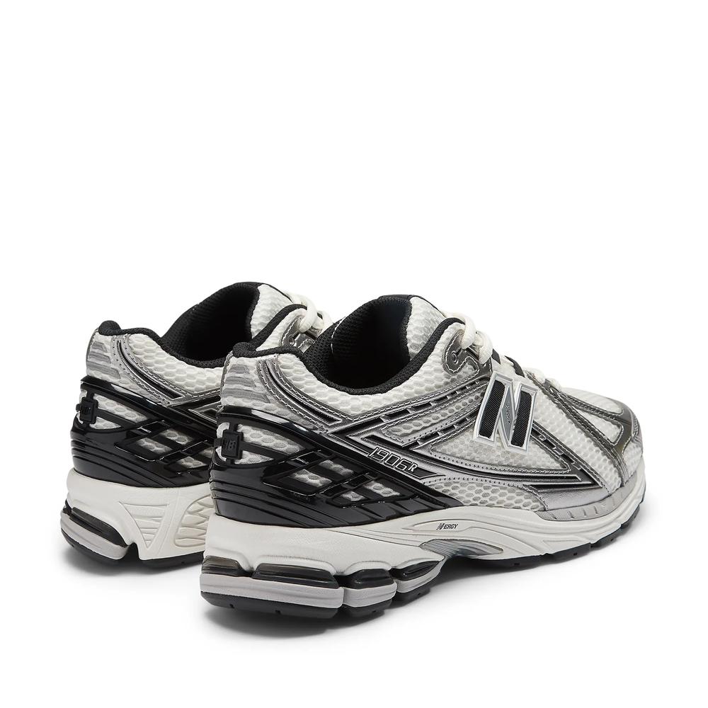 Buty New Balance M1906RER - srebrne