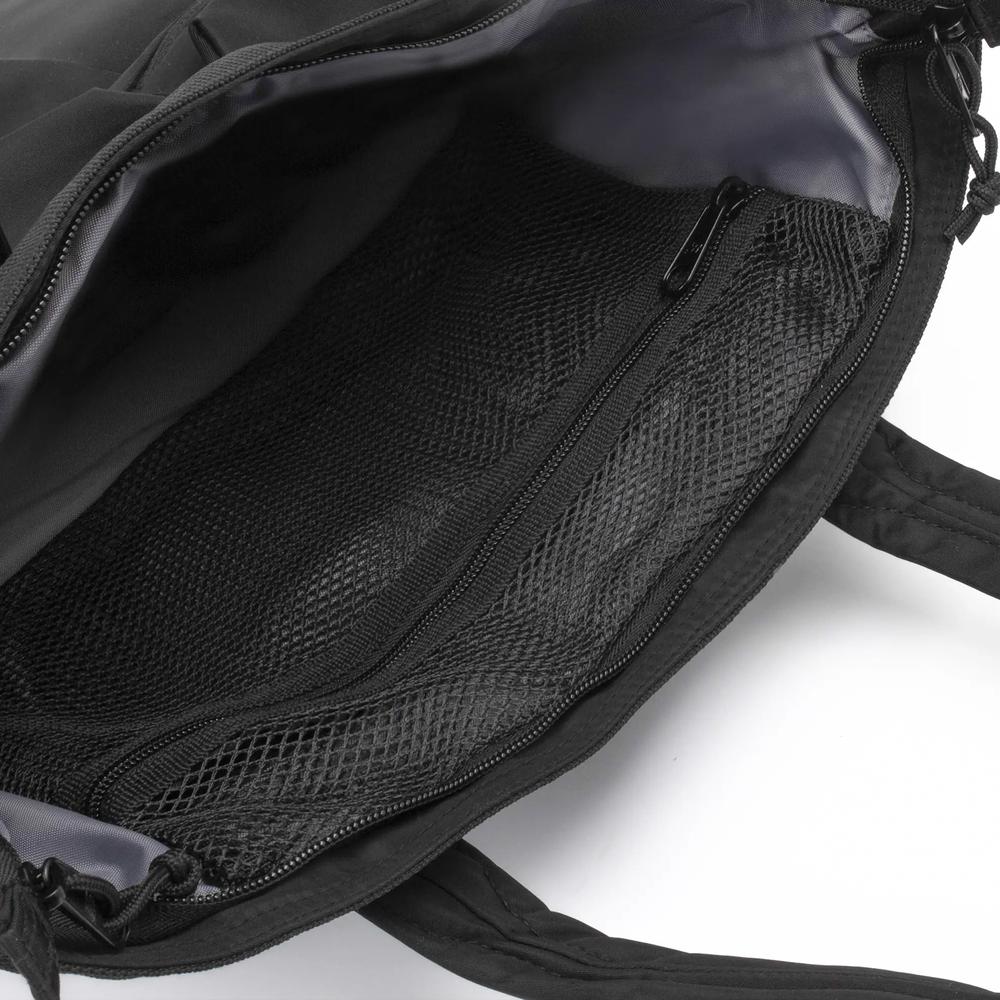 Torba sportowa New Balance LAB23024BK - czarna