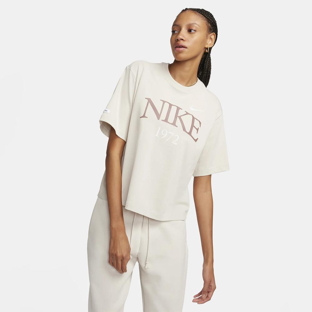 Koszulka Nike Sportswear Classic Boxy FQ6600-104 - beżowa