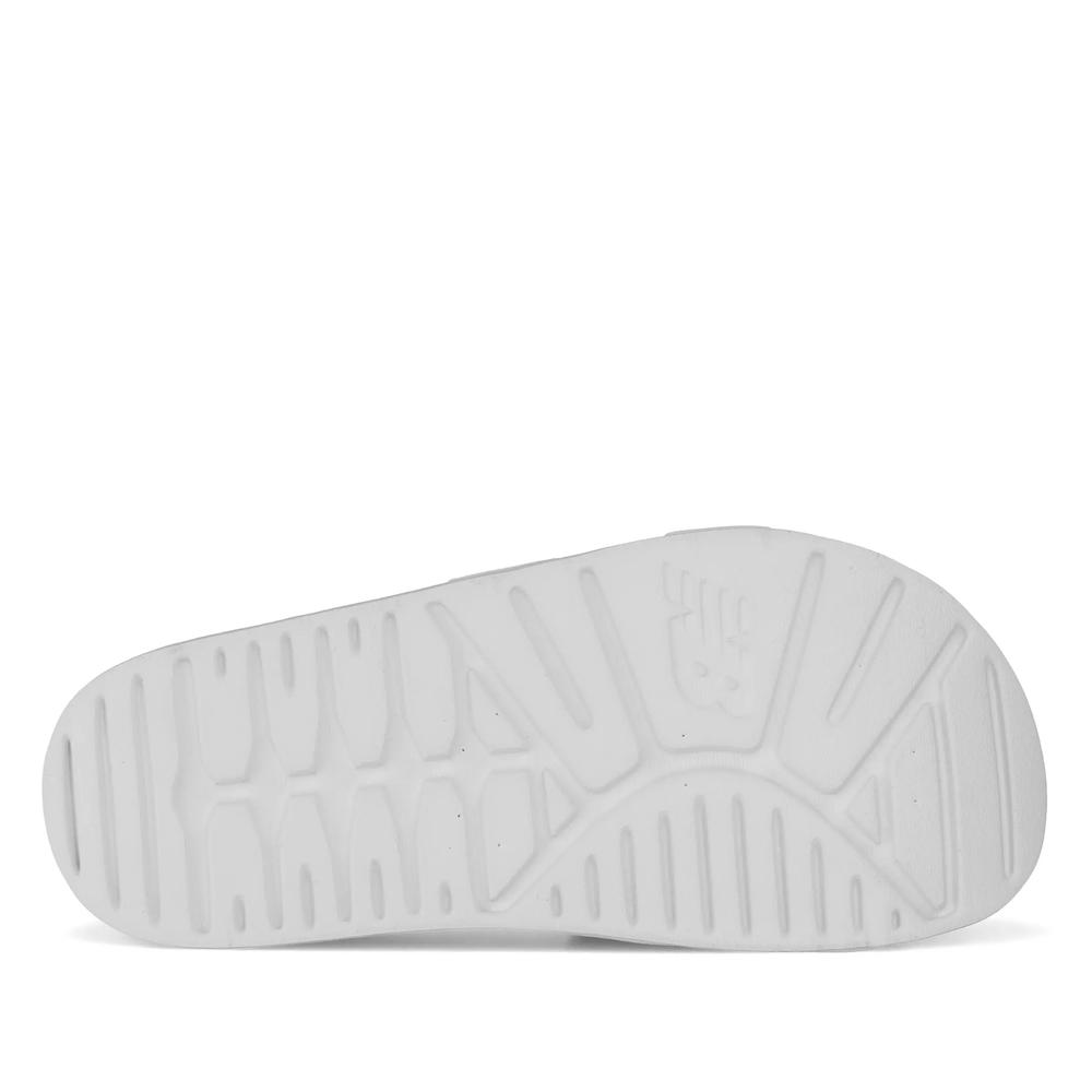 Klapki New Balance SUF20SQ1 - białe
