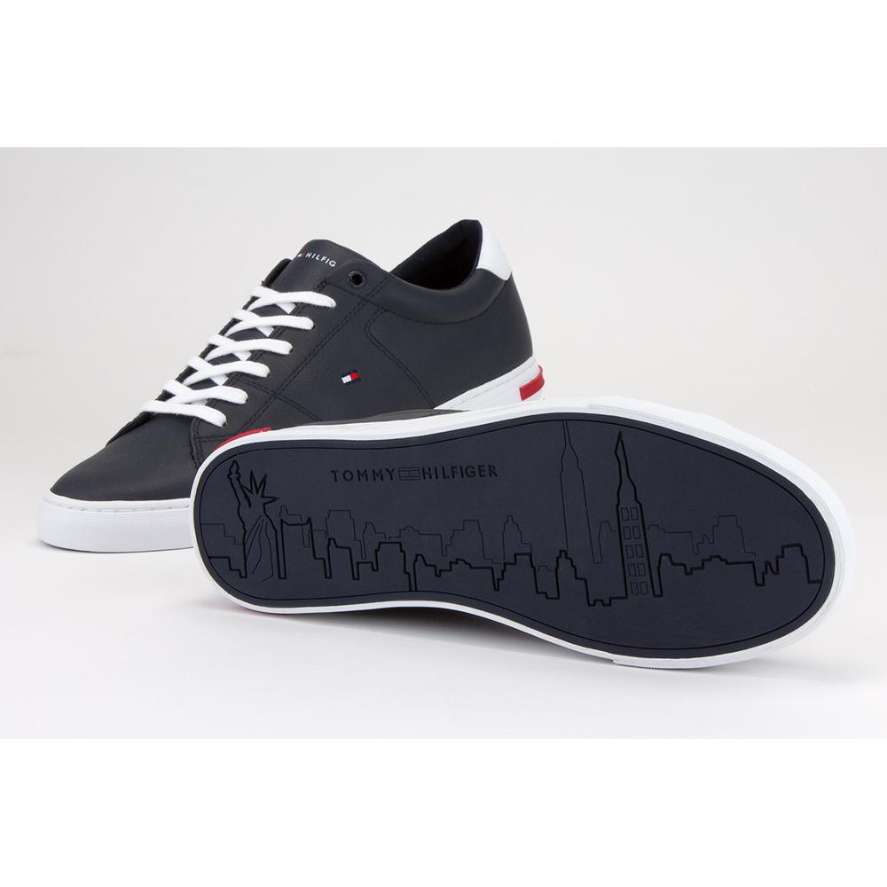 TOMMY HILFIGER ESSENTIAL LEATHER LOW-TOP > FM0FM02977-DW5