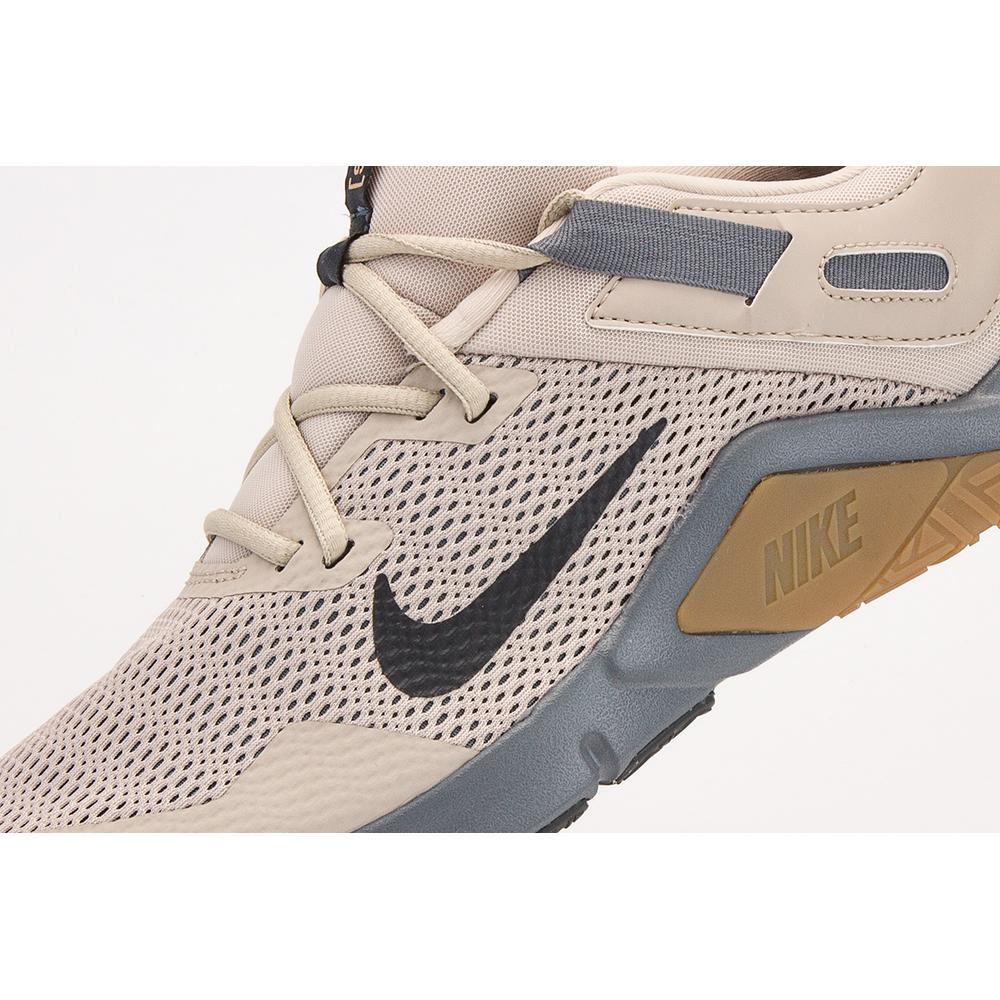 NIKE LEGEND ESSENTIAL > CD0443-200