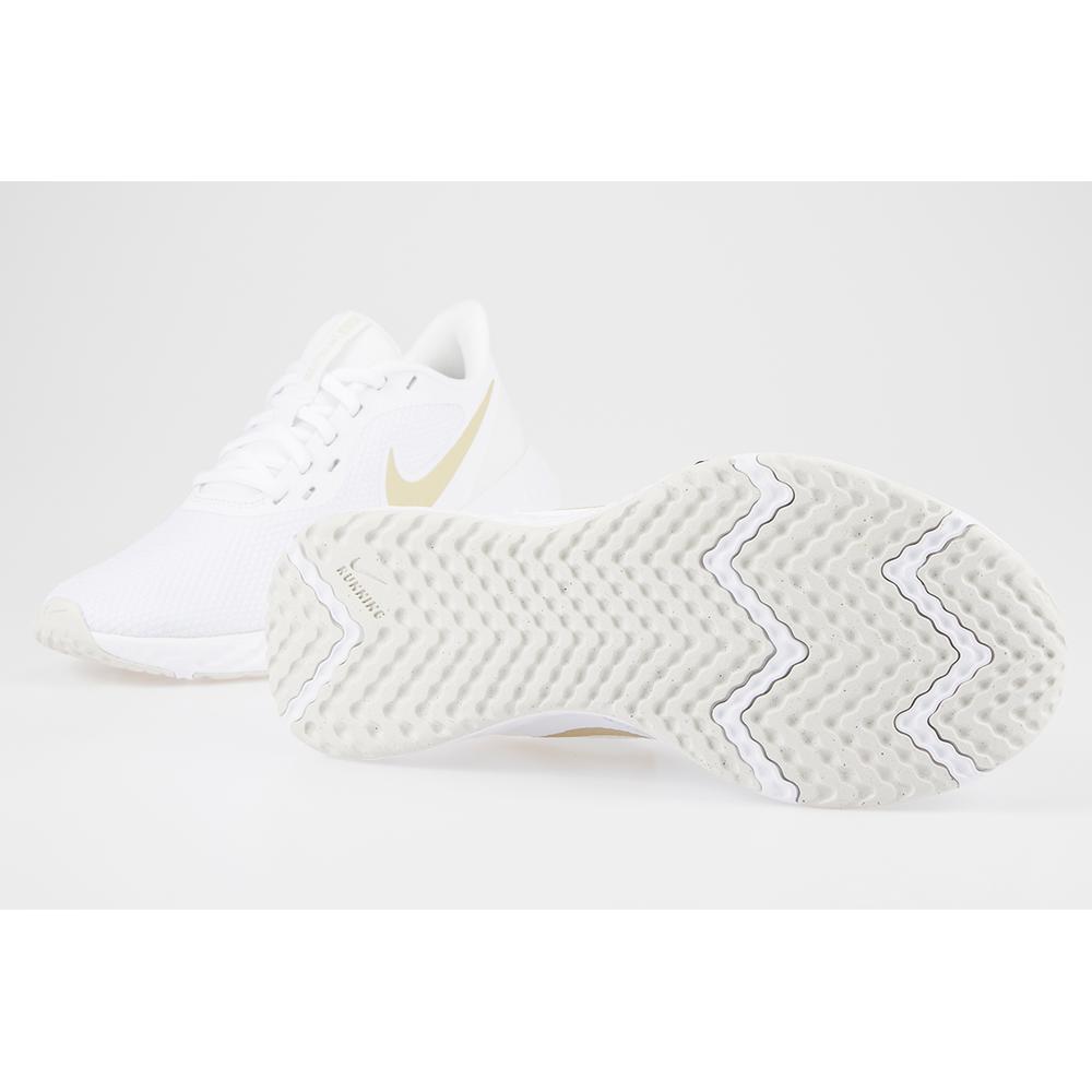 Nike Revolution 5 > BQ3207-108
