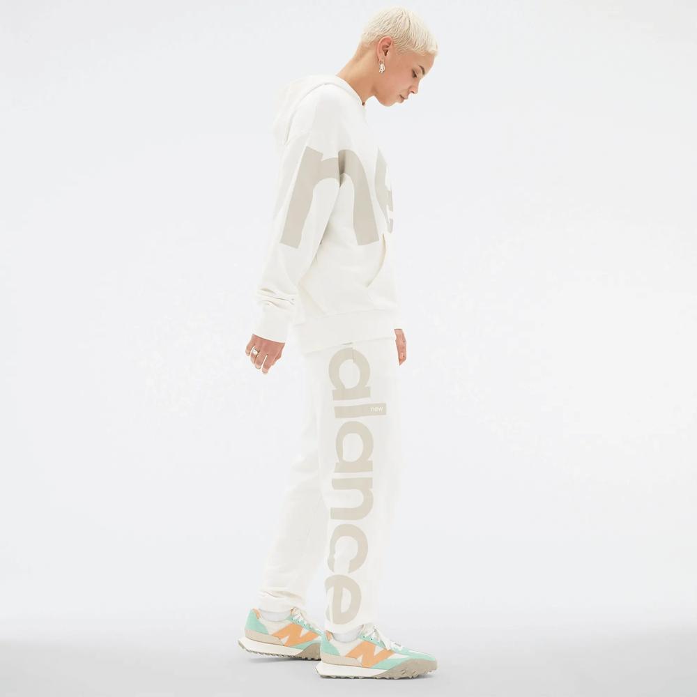 Bluza New Balance UT23504SST - biała