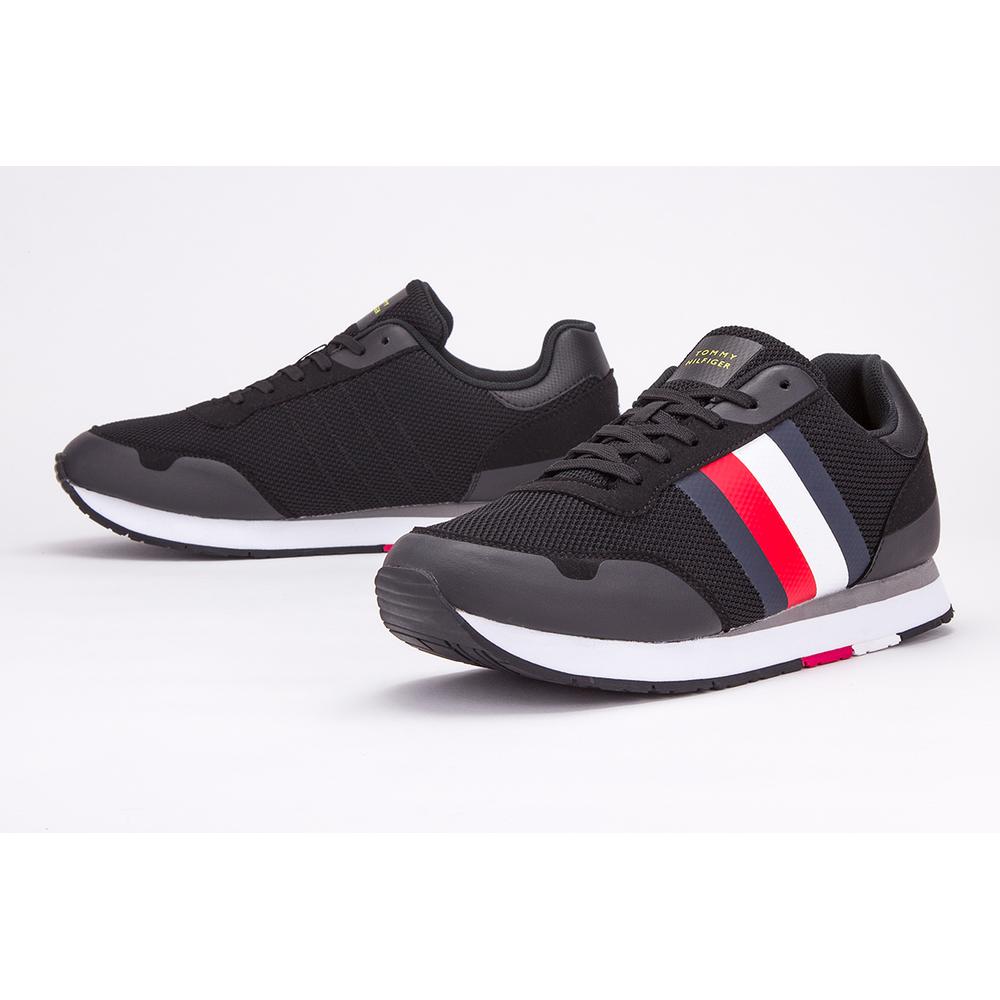 TOMMY HILFIGER SIGNATURE COLOUR-BLOCKED MIXED TEXTURE PANEL TRAINERS > FM0FM02688-BDS