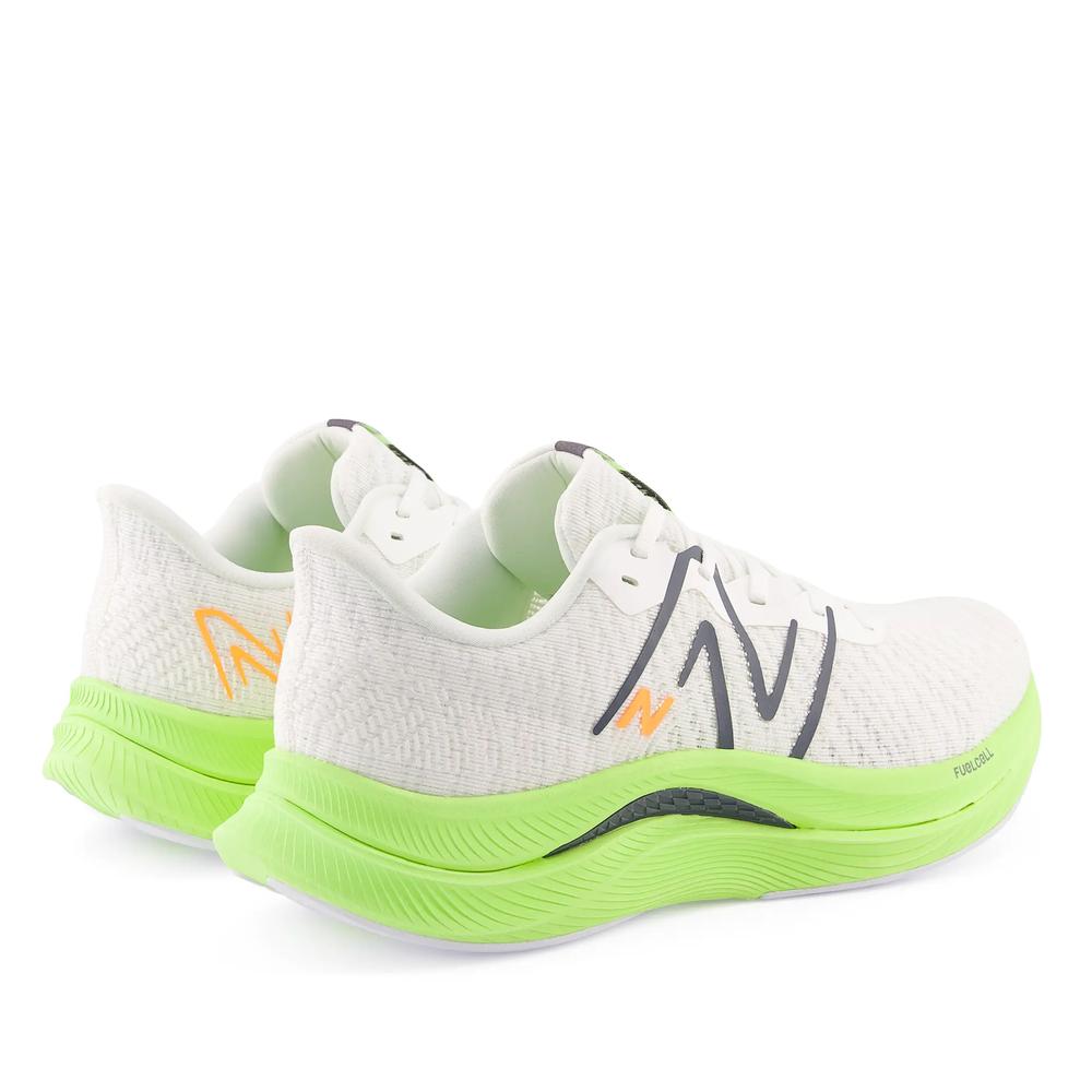 Buty New Balance FuelCell Propel v4 MFCPRCA4 - białe