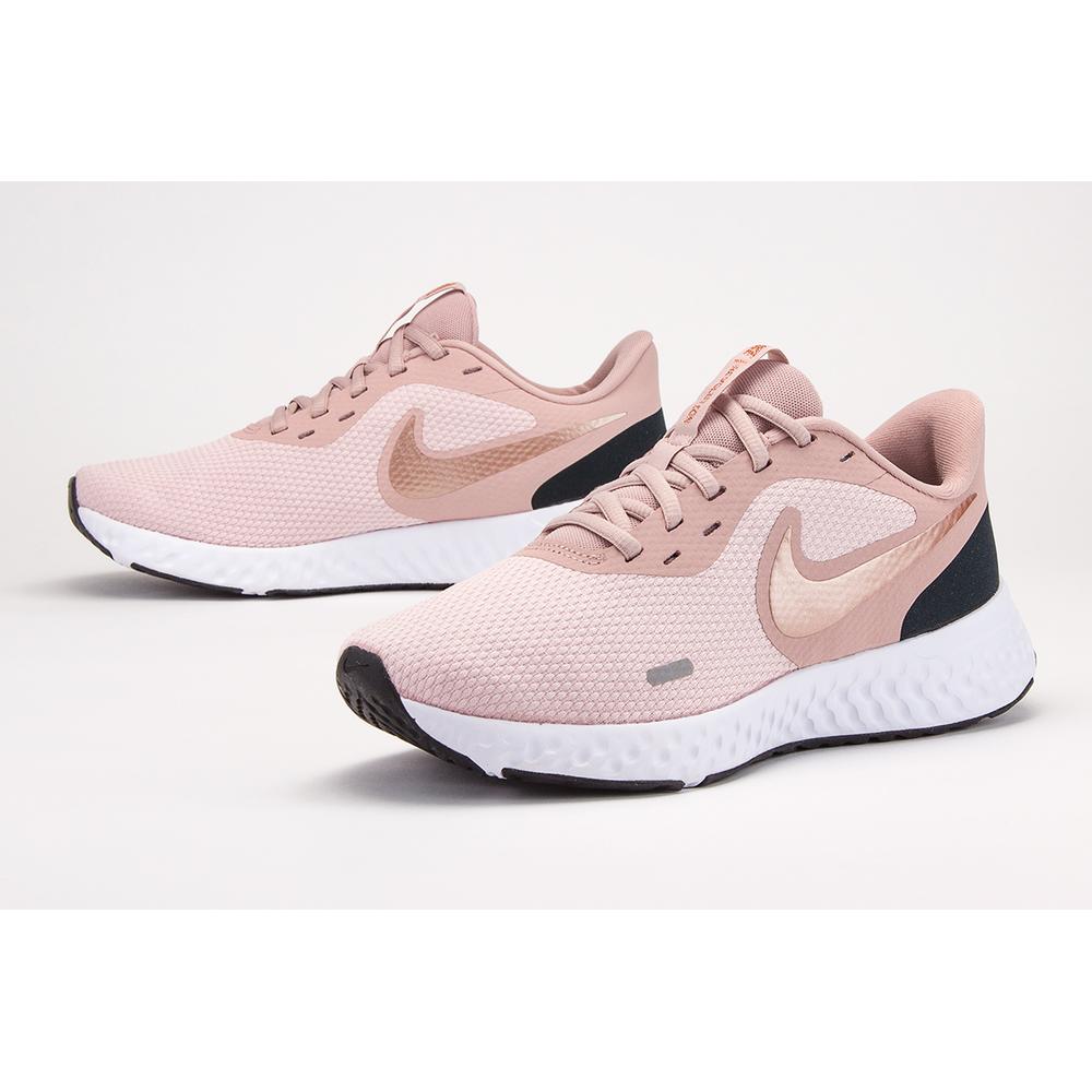 NIKE REVOLUTION 5 > BQ3207-600