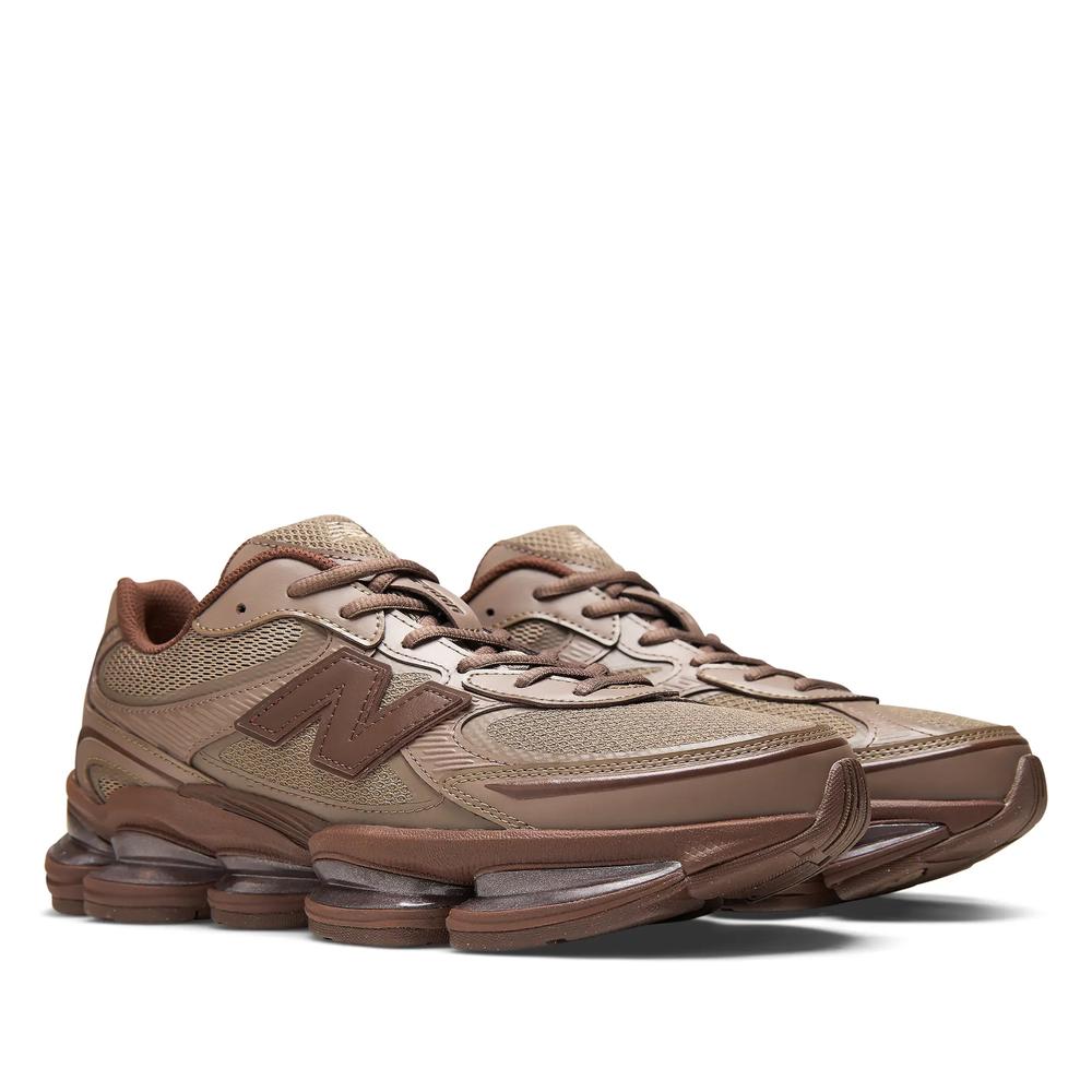 Buty unisex New Balance U20004EY - brązowe