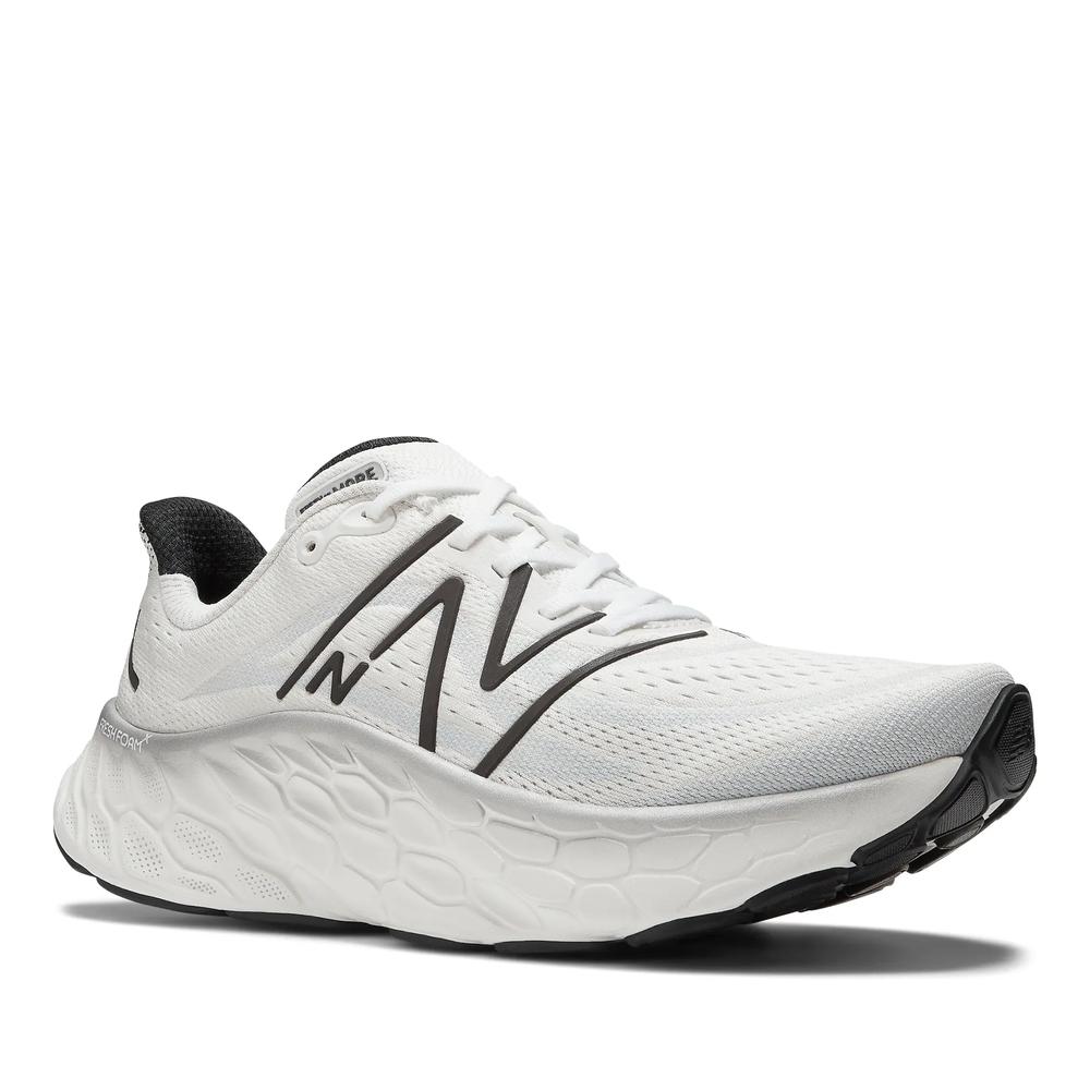 Buty New Balance Fresh Foam More v3 MMORCW4 - białe