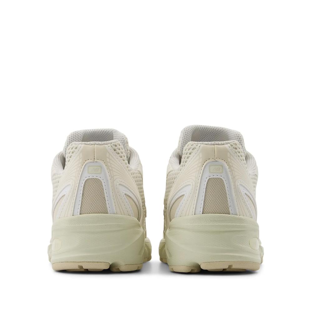 Buty młodzieżowe New Balance GR740KP - beżowe