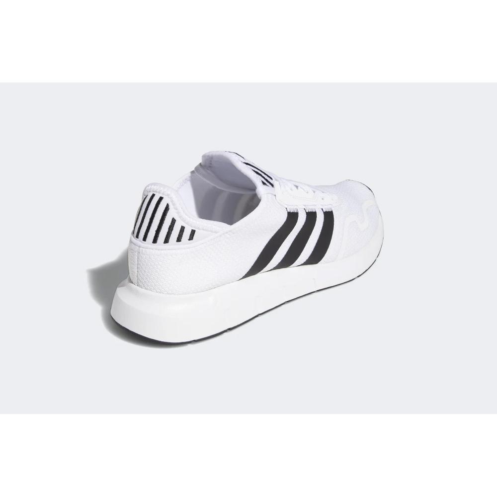 adidas Originals Swift Run X > FY2111
