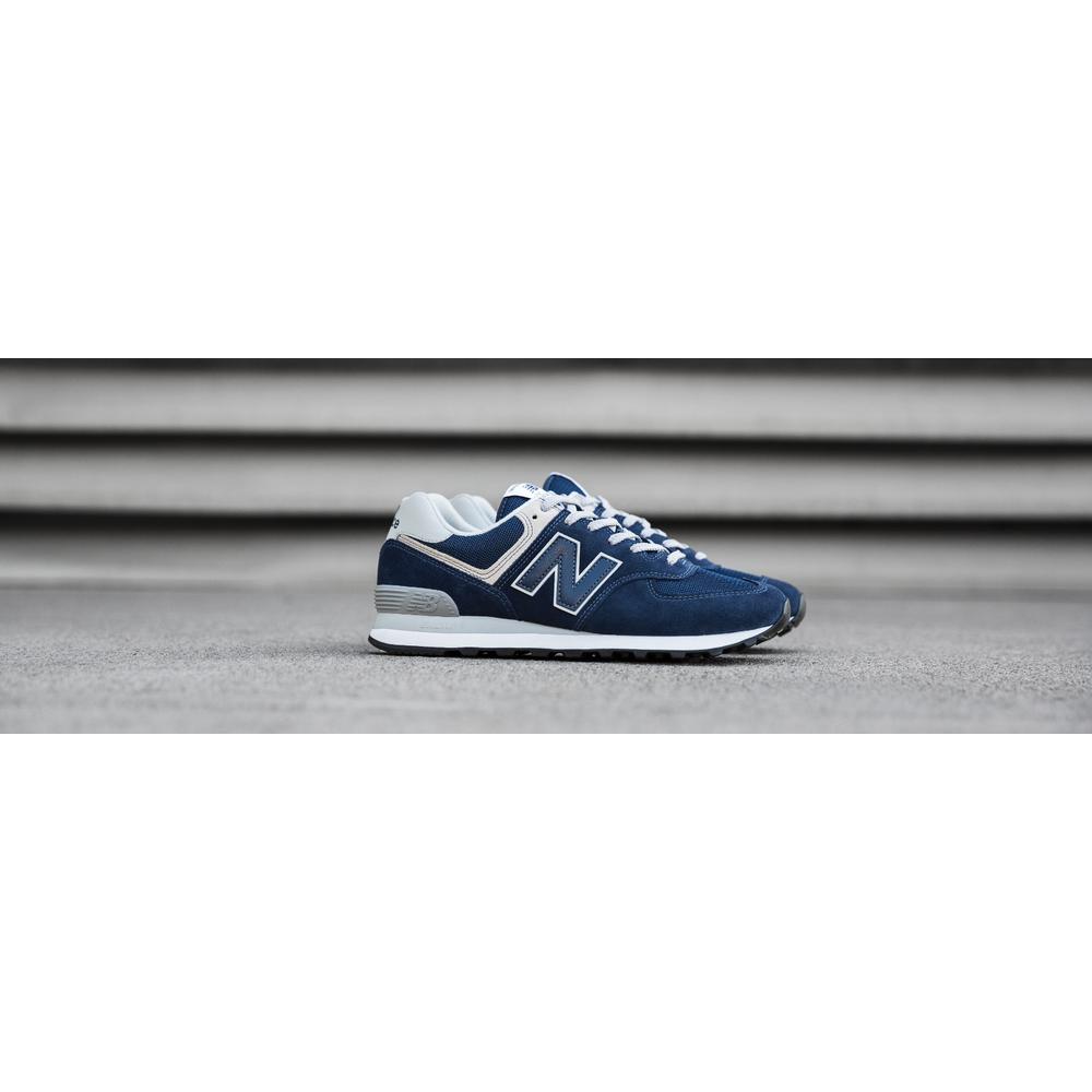 Buty New Balance ML574EGN - granatowe