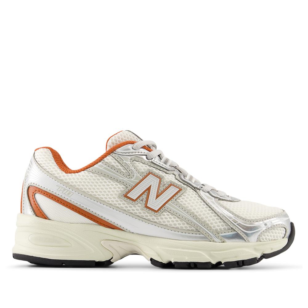 Buty młodzieżowe New Balance G7404O9 - beżowe