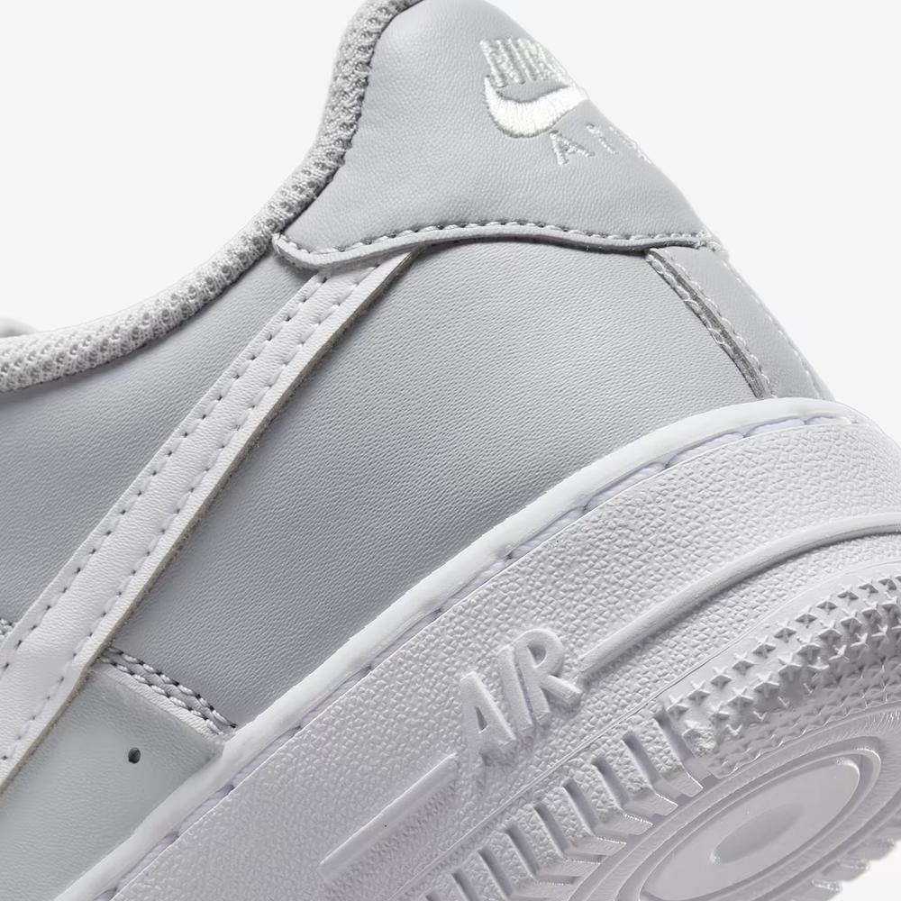 Buty młodzieżowe Nike Air Force 1 FV5948-005 - szare