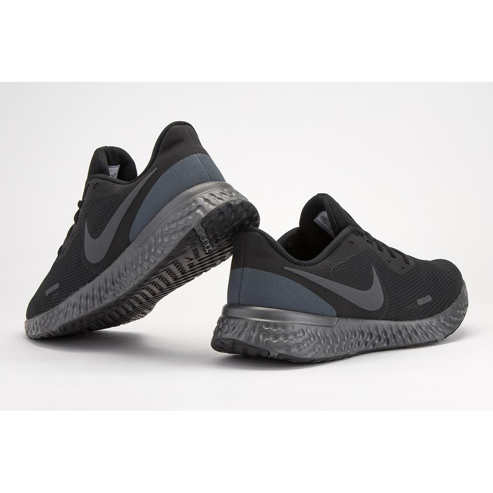 NIKE REVOLUTION 5 > BQ3204-001