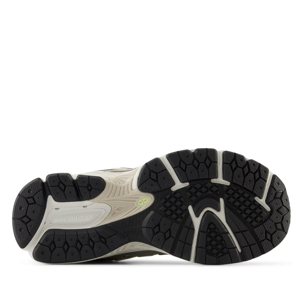 Buty młodzieżowe New Balance GC1906CC - beżowe