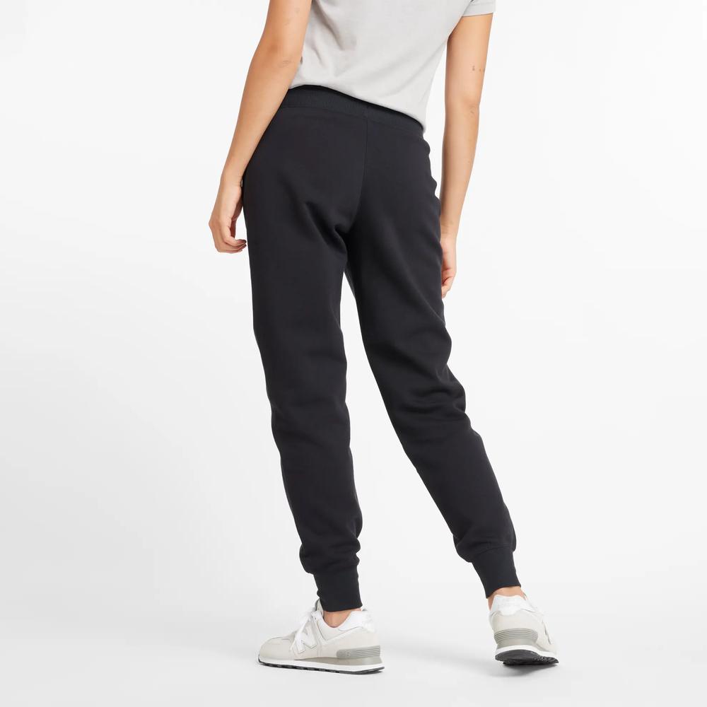 Spodnie New Balance WP43805BK - czarne