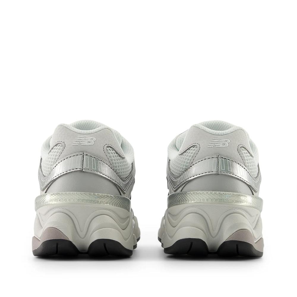 Buty młodzieżowe New Balance G90602LB - szare