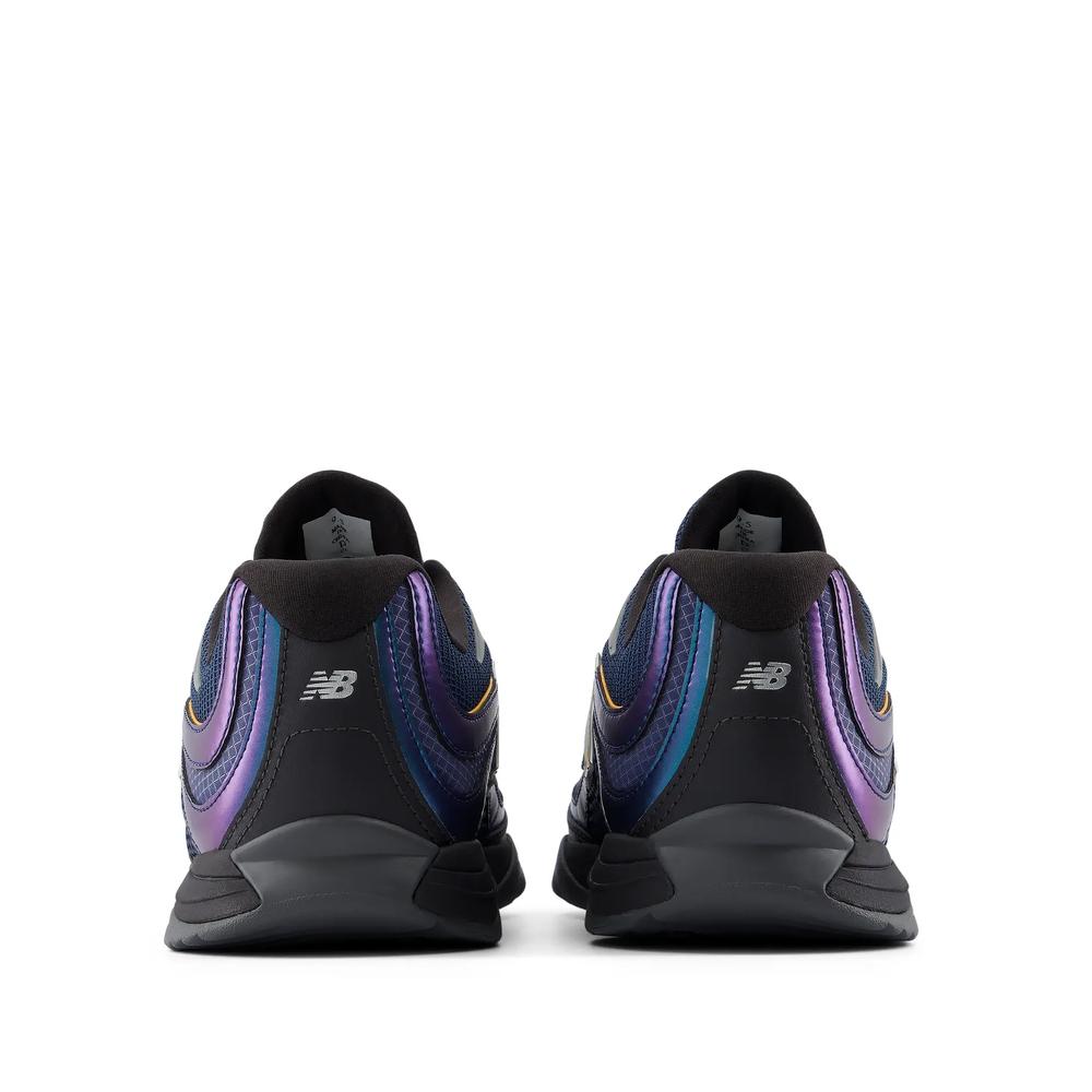 Buty unisex New Balance URC569RW - granatowe