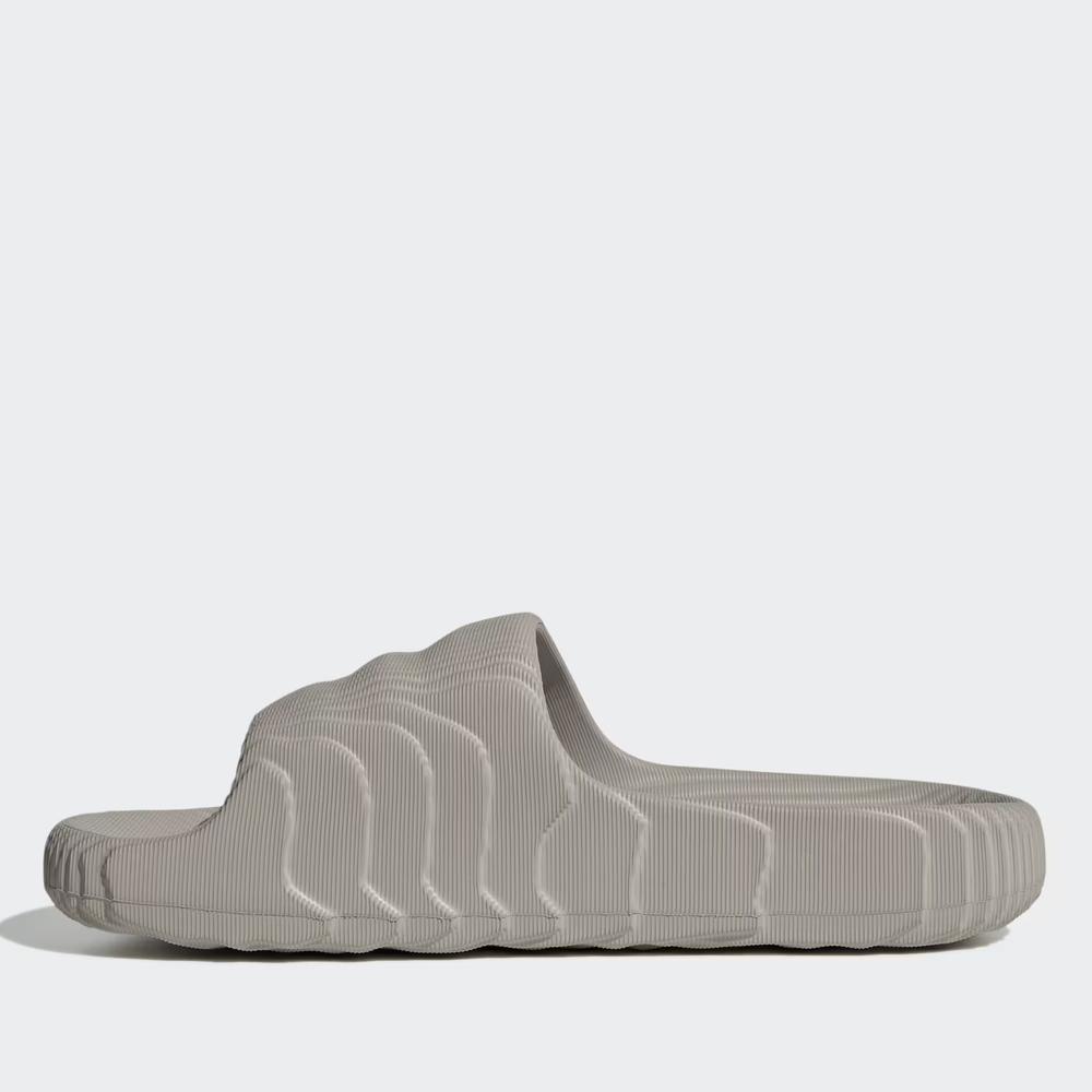 Klapki adidas Adilette 22 HQ4670 - brązowe