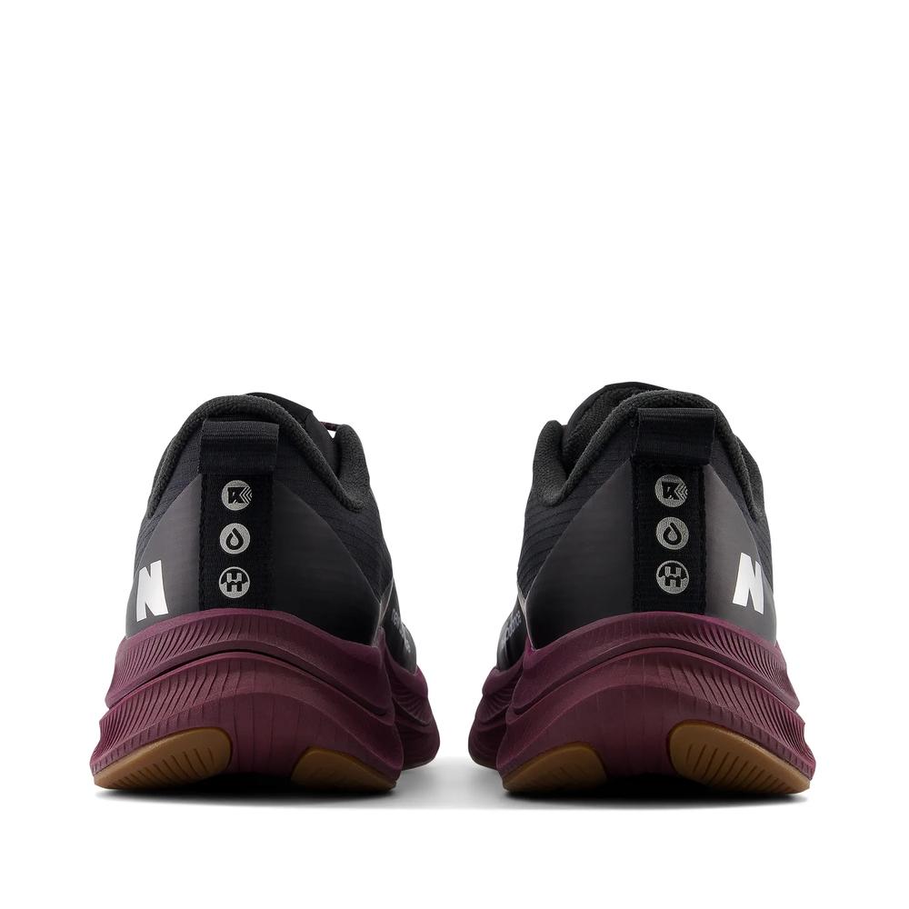 Buty New Balance FuelCell Propel v4 Permafrost WFCPWBK - czarne