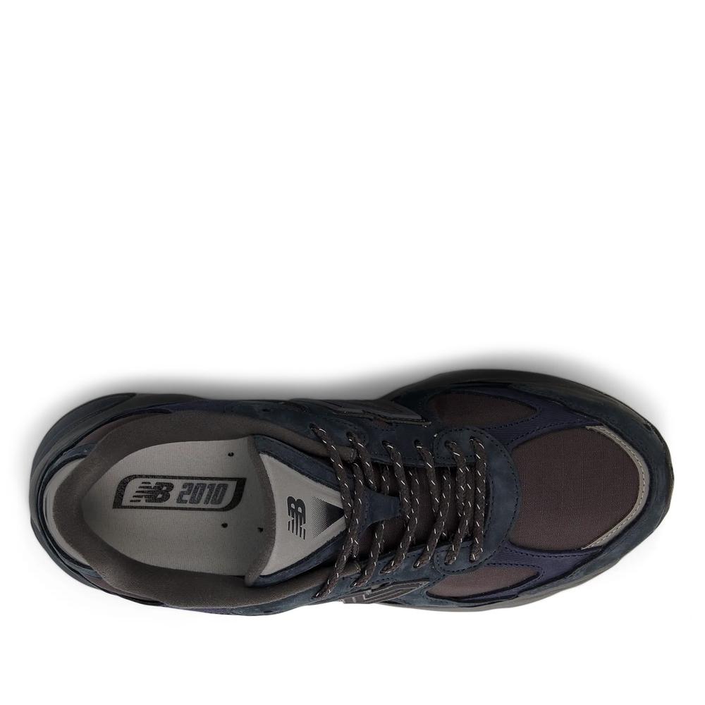 Buty unisex New Balance U201052C - czarne