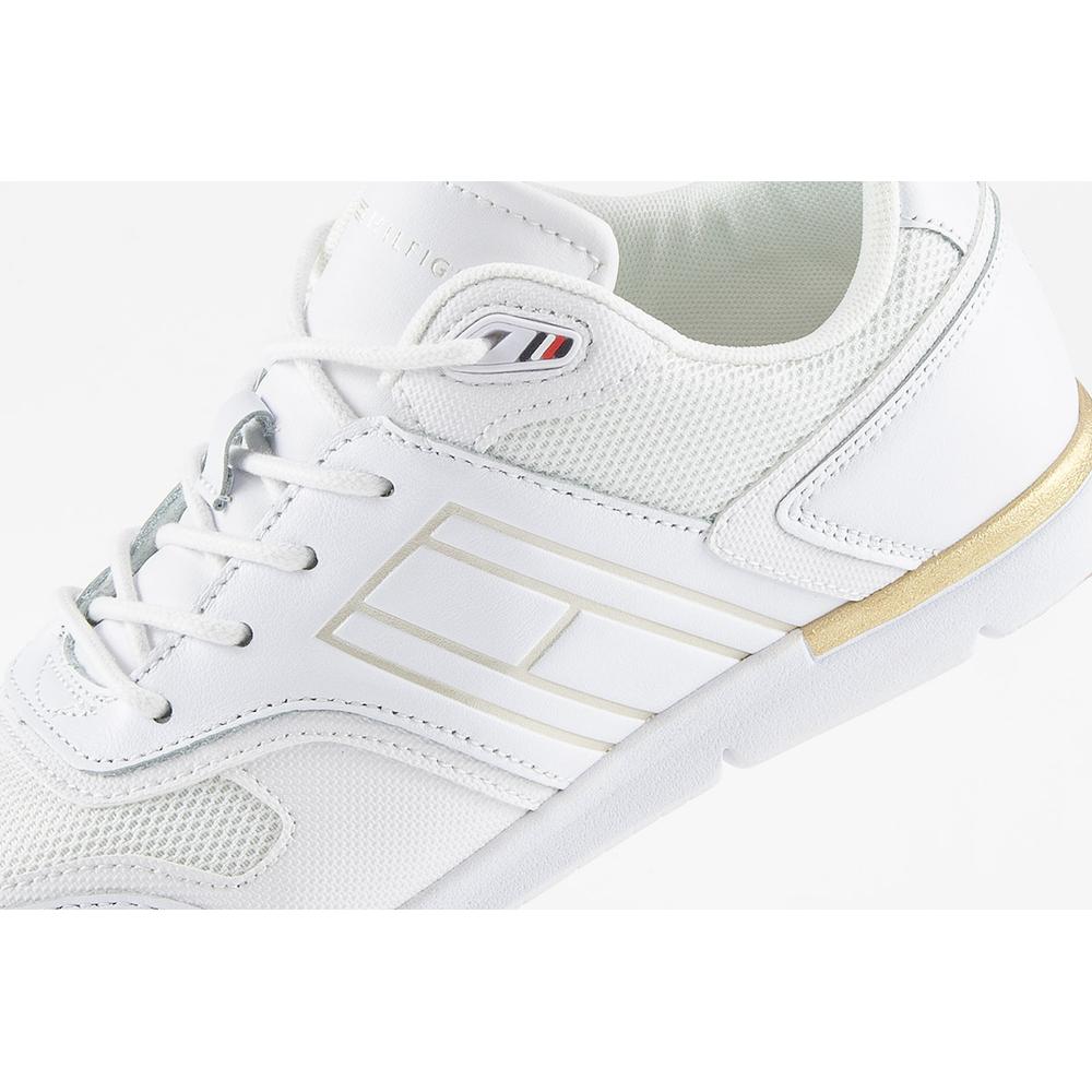 Buty Tommy Hilfiger Lightweight Sneaker FW0FW06516-YBR - białe