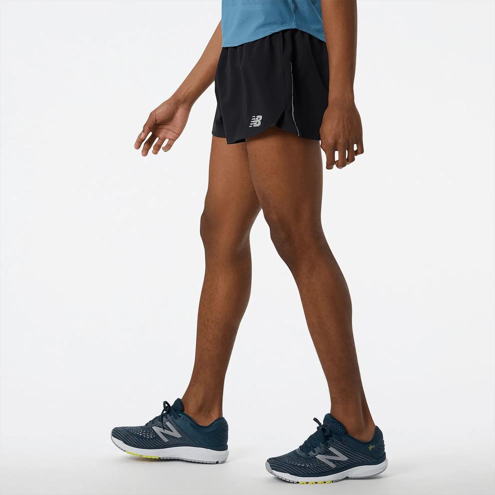 Spodenki New Balance MS21268BK - czarne
