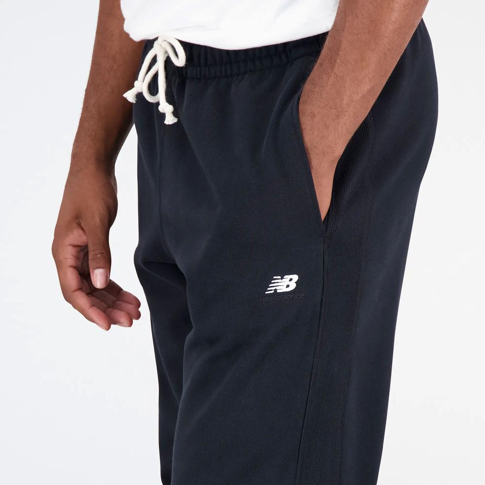 Spodnie dresowe New Balance MP31503BK - czarne