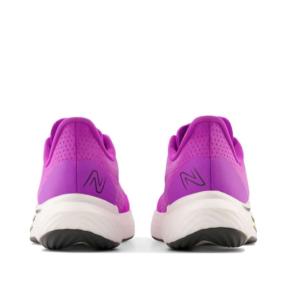 Buty New Balance FuelCell Rebel v3 WFCXCR3 - różowe