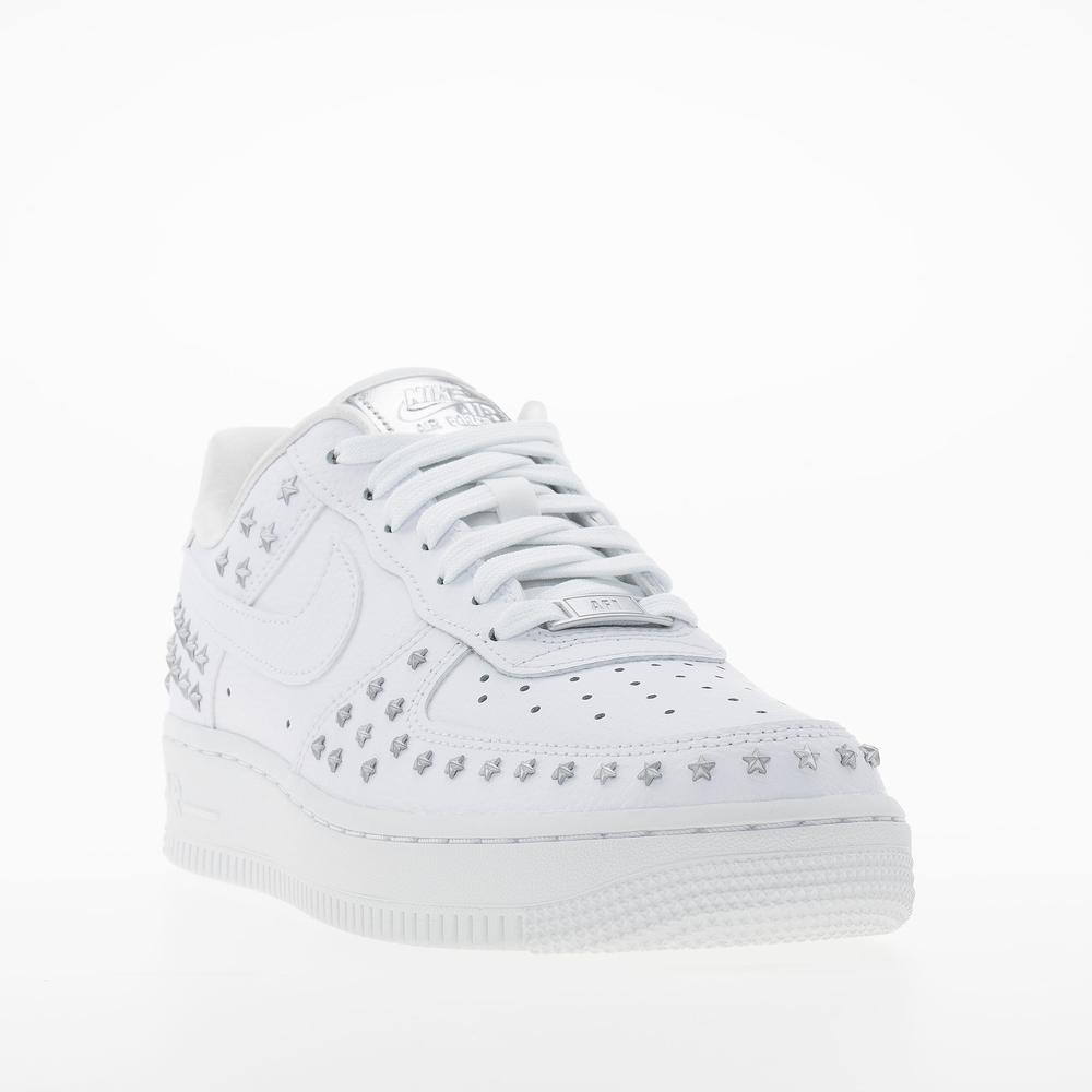 Buty damskie Nike Air Force 1 '07 XX Studded AR0639-100 - białe