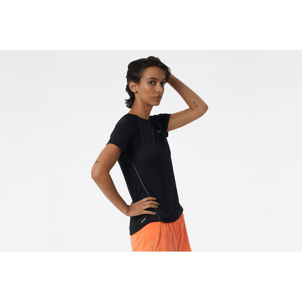 Koszulka New Balance WT21262BK - czarna