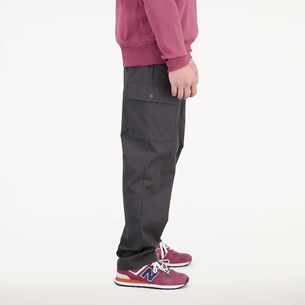 Spodnie New Balance MP31526COG - czarne