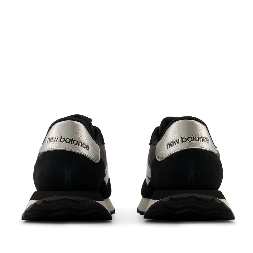 Buty damskie New Balance W23731P - czarne