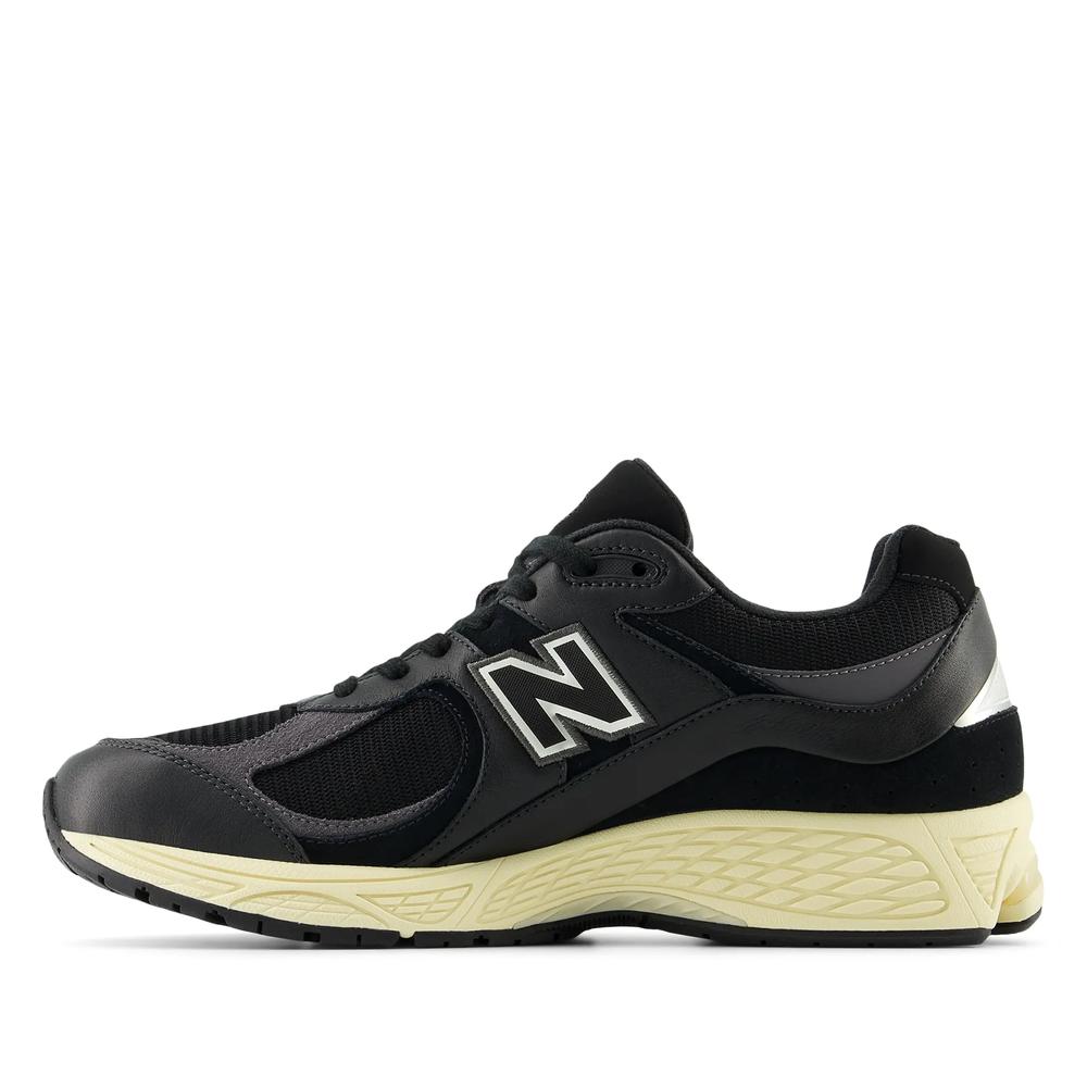 Buty New Balance M2002RIB - czarne