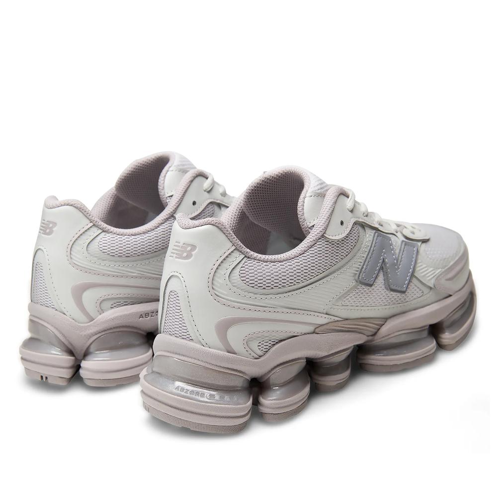 Buty unisex New Balance U20001D3 - białe