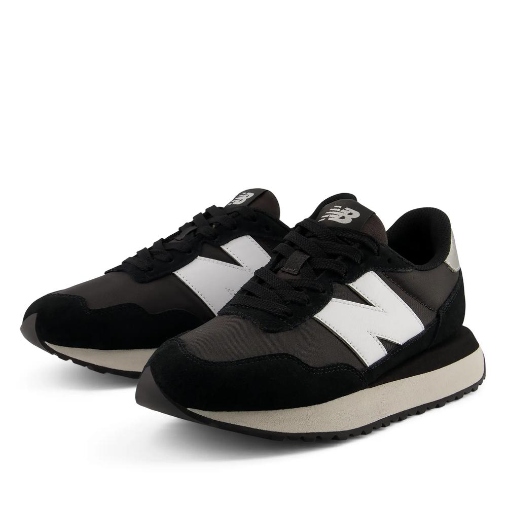 Buty damskie New Balance W23731P - czarne
