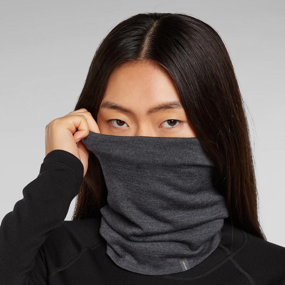 Chusta wielofunkcyjna Icebreaker 260 Tech Chute Jet 1034580111 - szara