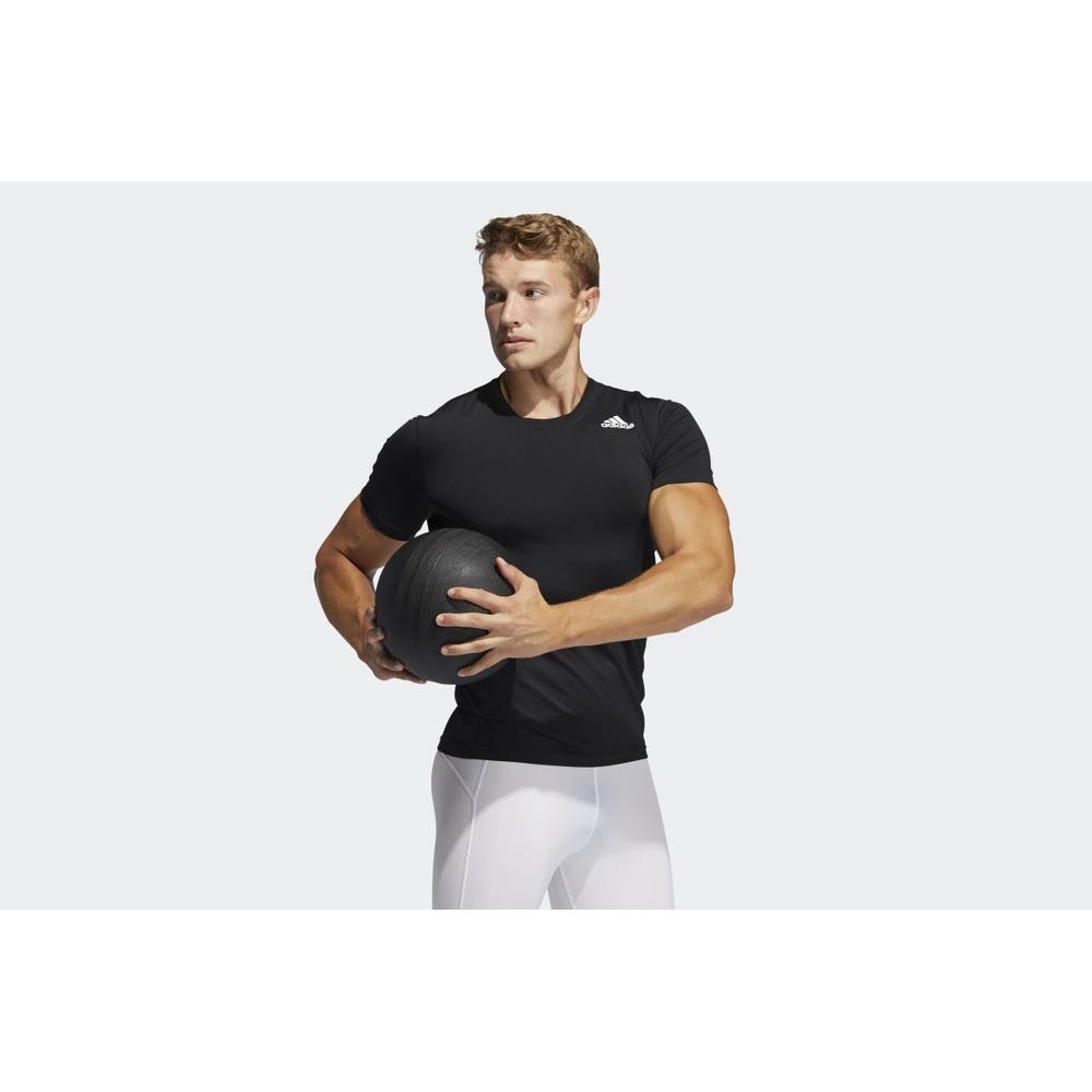 adidas Techfit Compression T-Shirt > GM5037