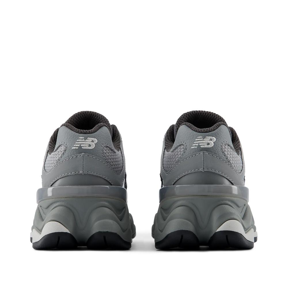 Buty młodzieżowe New Balance P906033P - szare