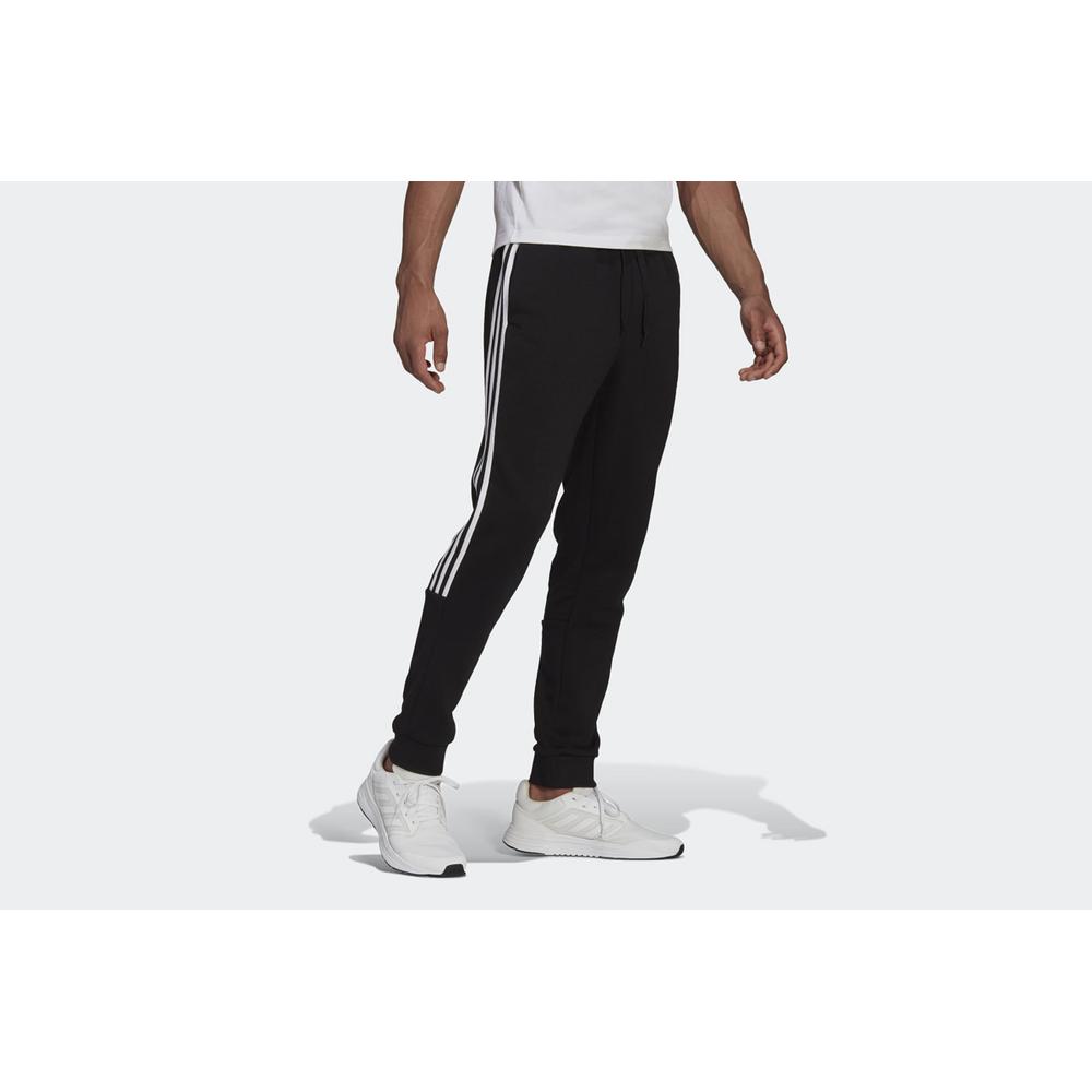 adidas Essentials Fleece Tapered Cuff 3-Stripes Pants > GK8967