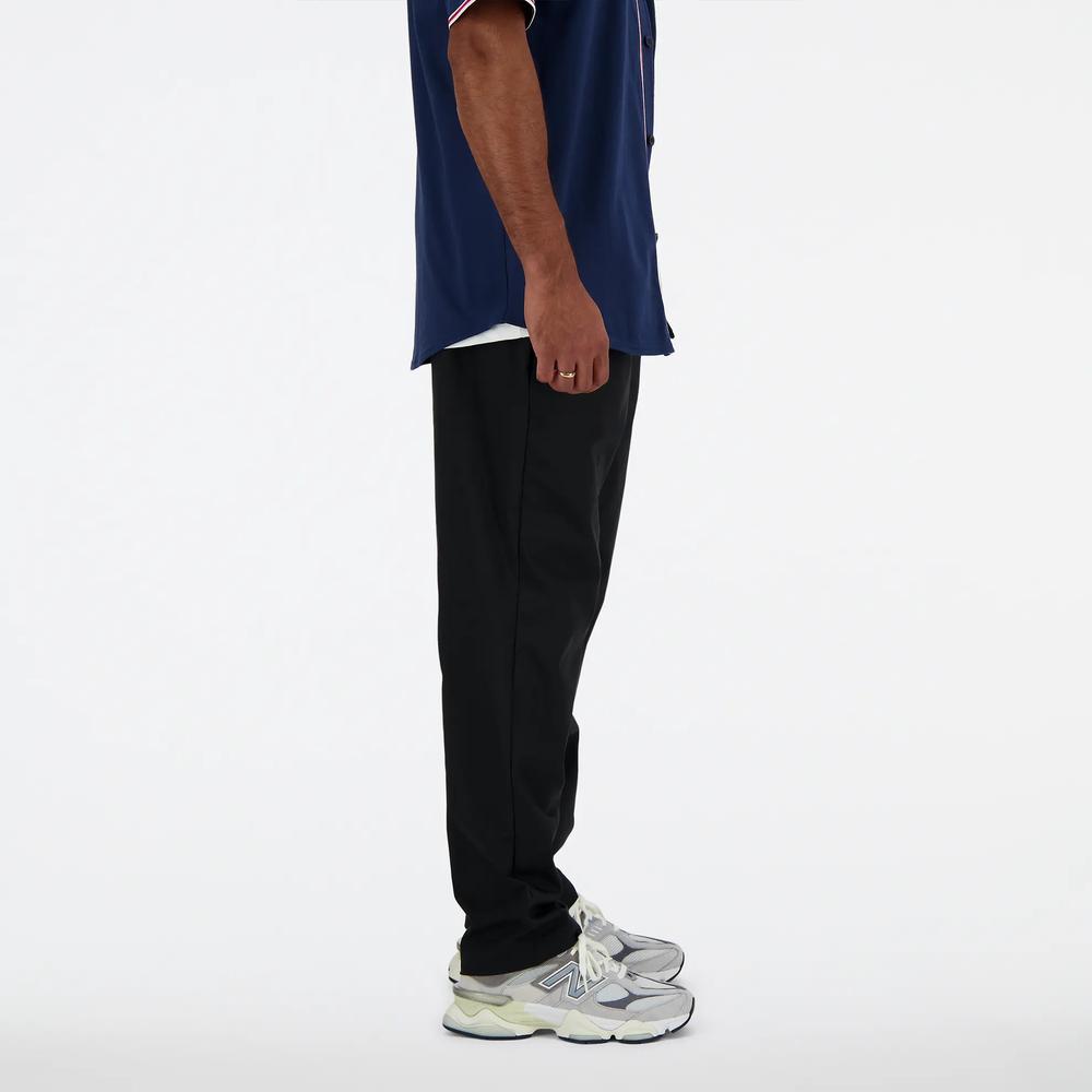 Spodnie New Balance MP41575BK - czarne