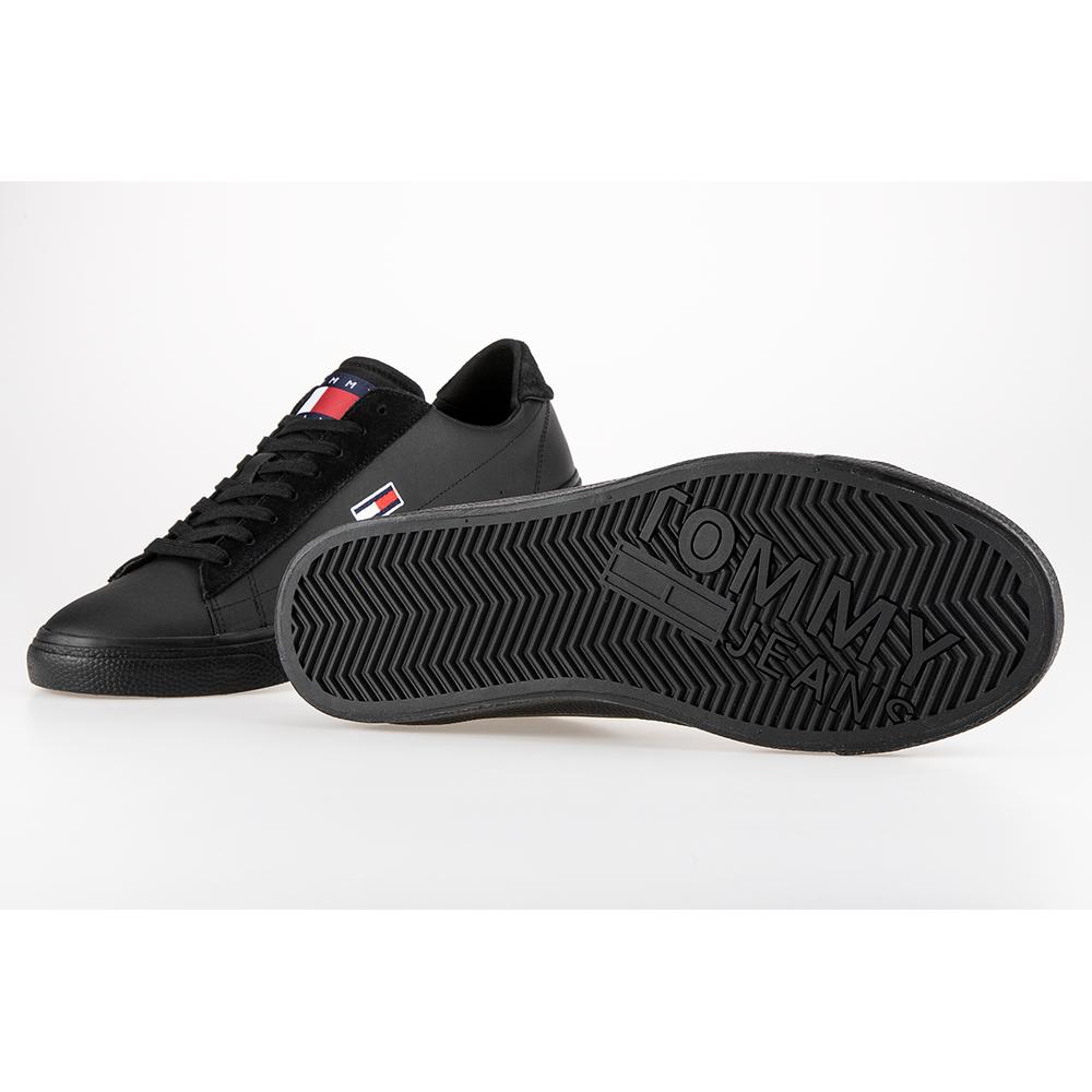 Tommy Jeans Badge Vulcanise Leather > EM0EM00804-BDS