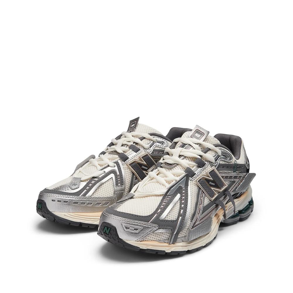 Buty New Balance M1906AD - srebrne