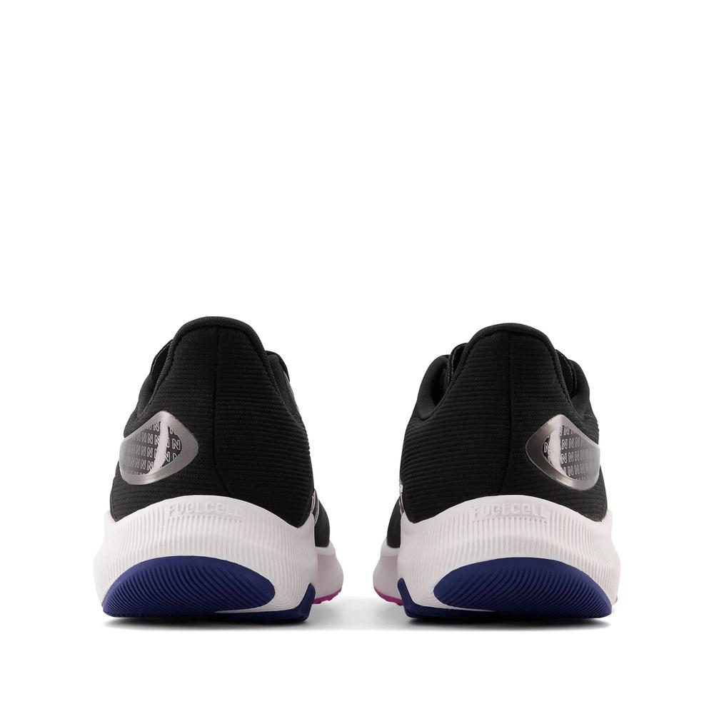 Buty New Balance FuelCell Propel v3 WFCPRCD3 - czarne