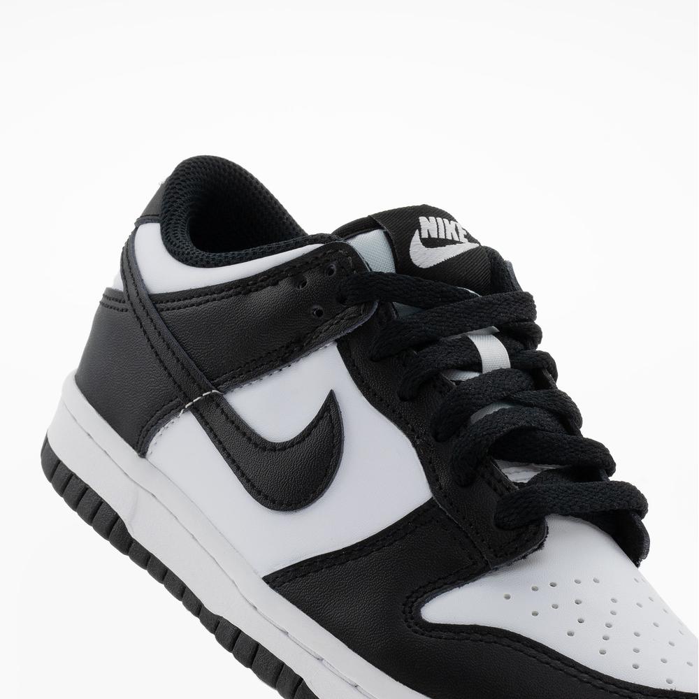 Buty młodzieżowe Nike Dunk Low CW1590-100 - biało-czarne