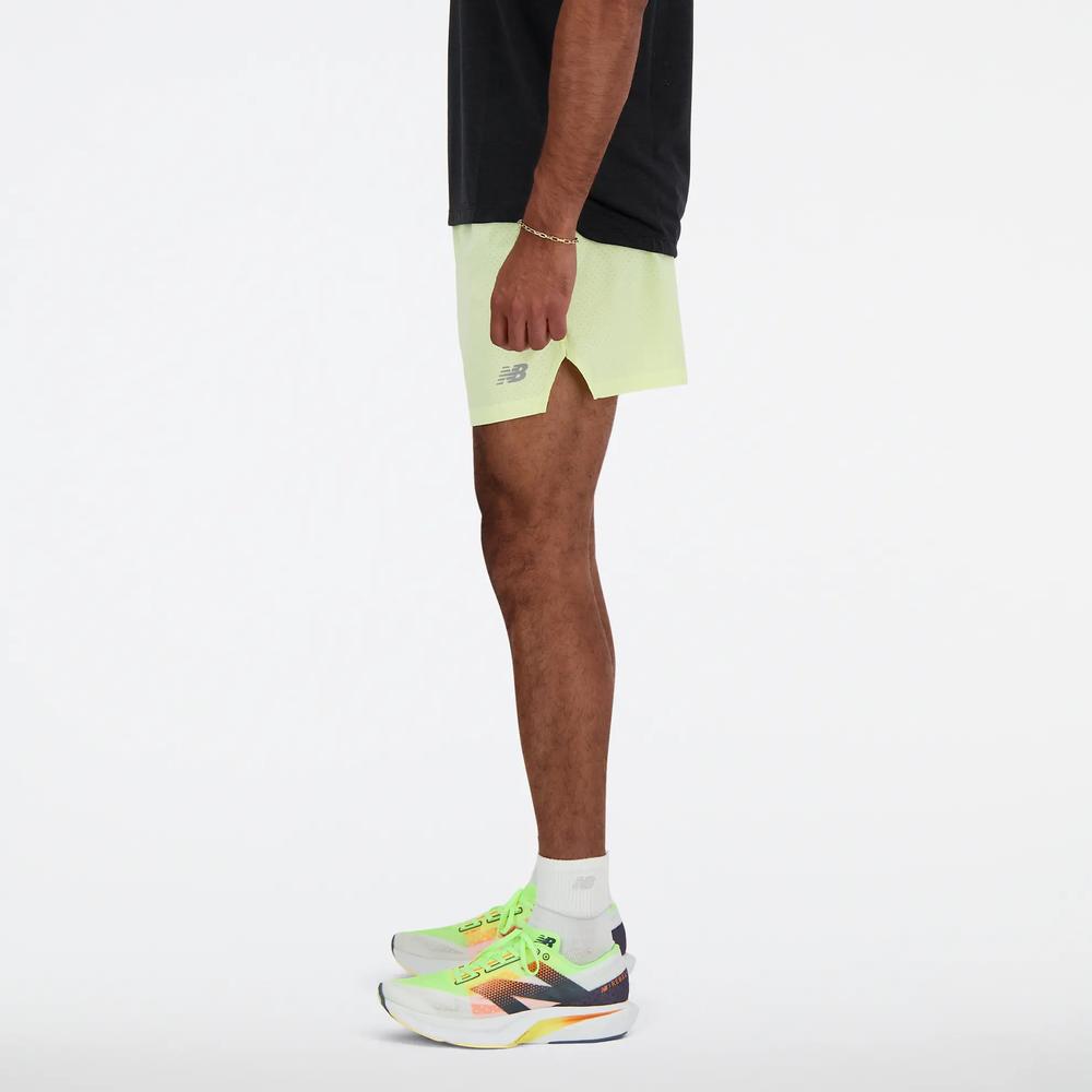 Spodenki New Balance MS41286LLT - żółte